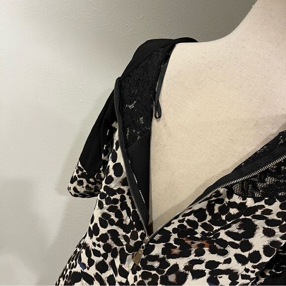 Animal print short sleeve loose fit dress - Picture 7 of 12